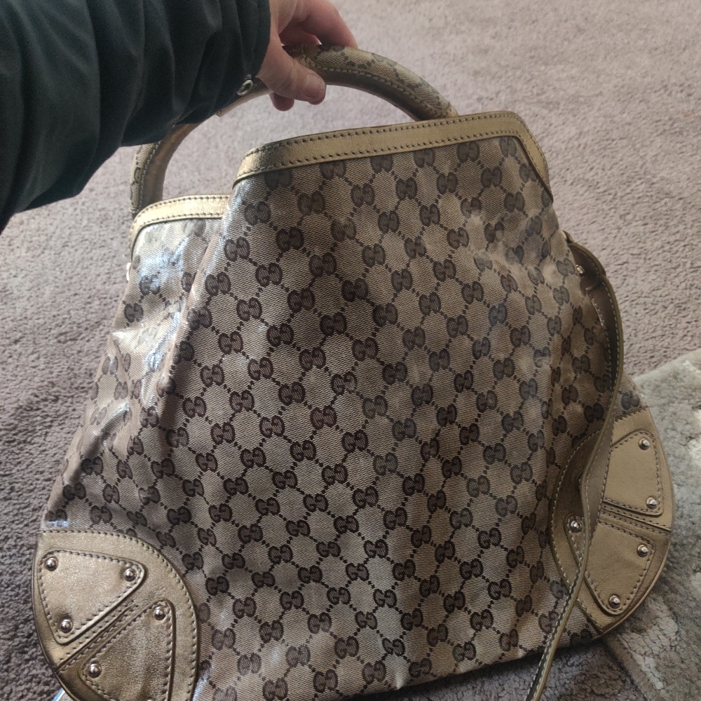 Gucci - Picture 2 of 6